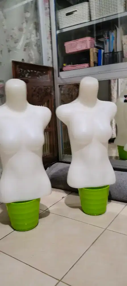 Patung Pakaian Wanita setengah badan