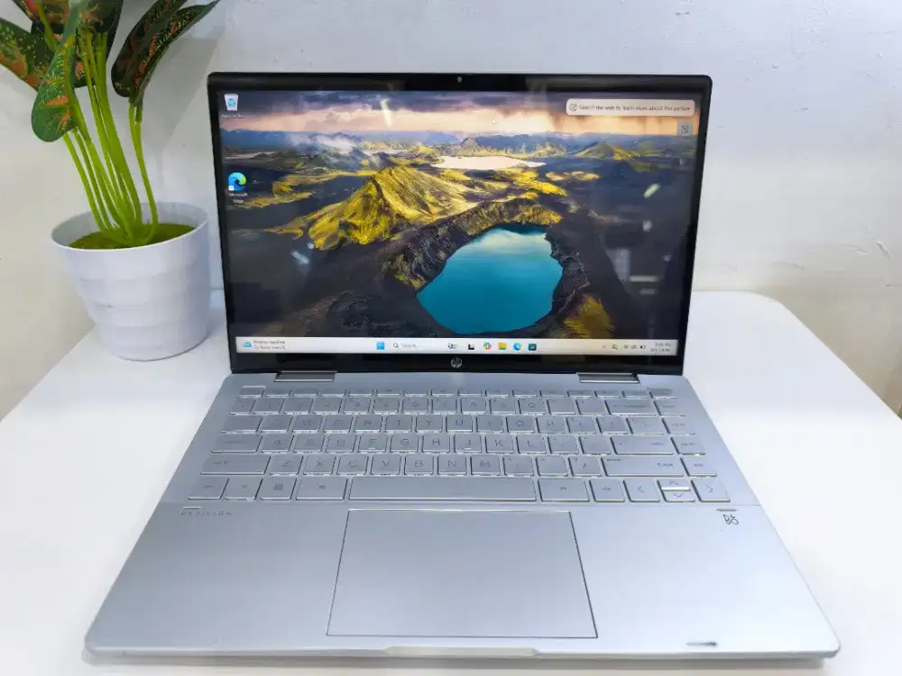Hp pavilion x360
Ci3-1215U/8GB/512GB/14 FHD Touchscreen