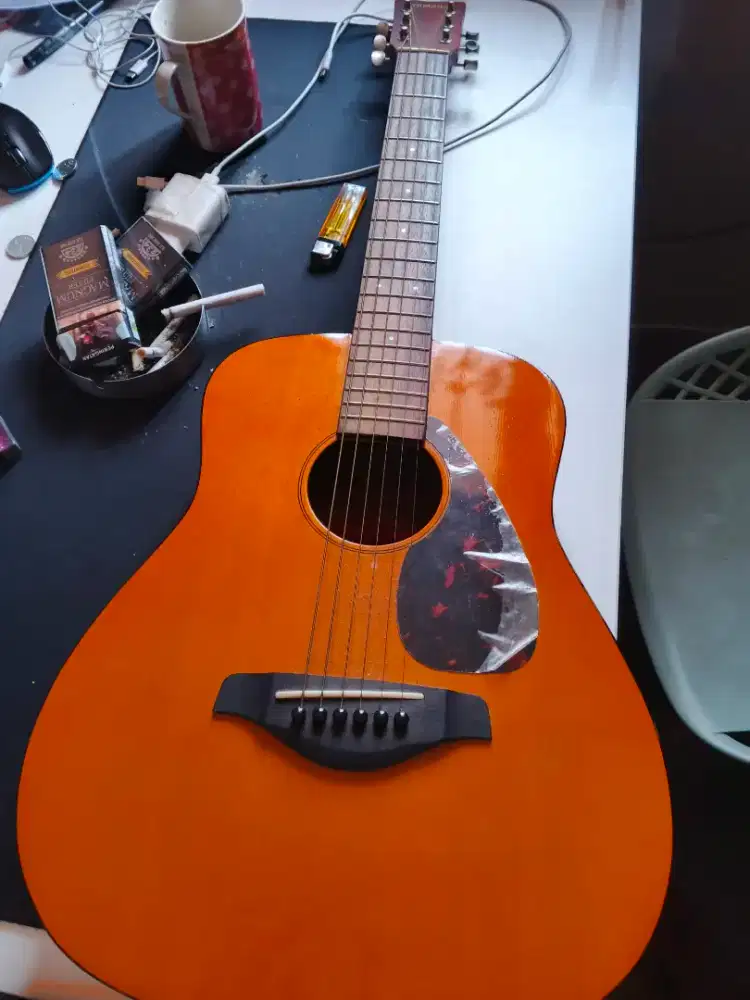 Gitar akustik Yamaha FG JR 1