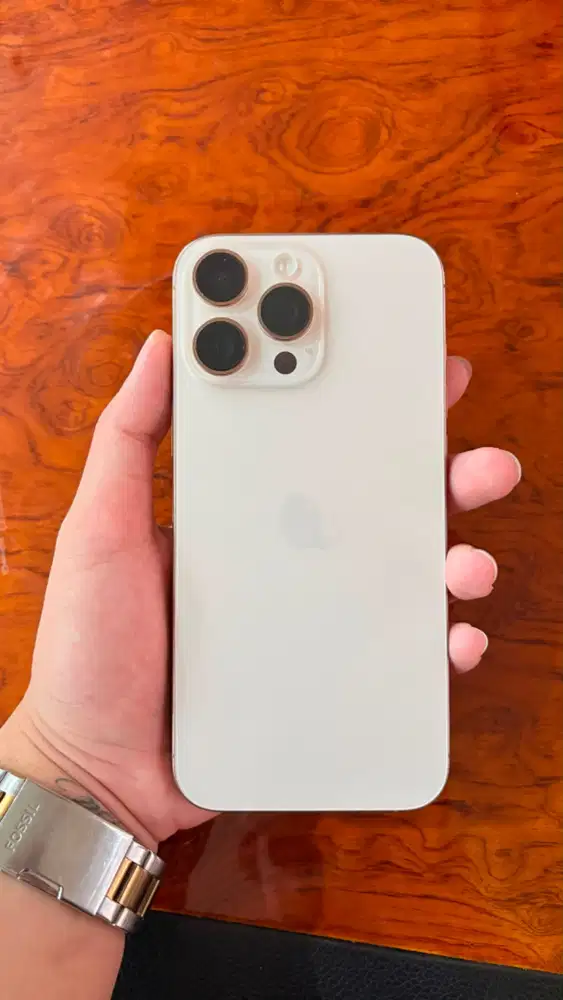 IPHONE 16 PRO MAX DESSERT TITANIUM