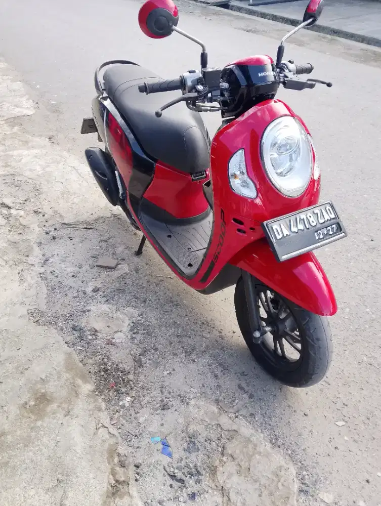 SCOOPY 2022 MERAH CABE