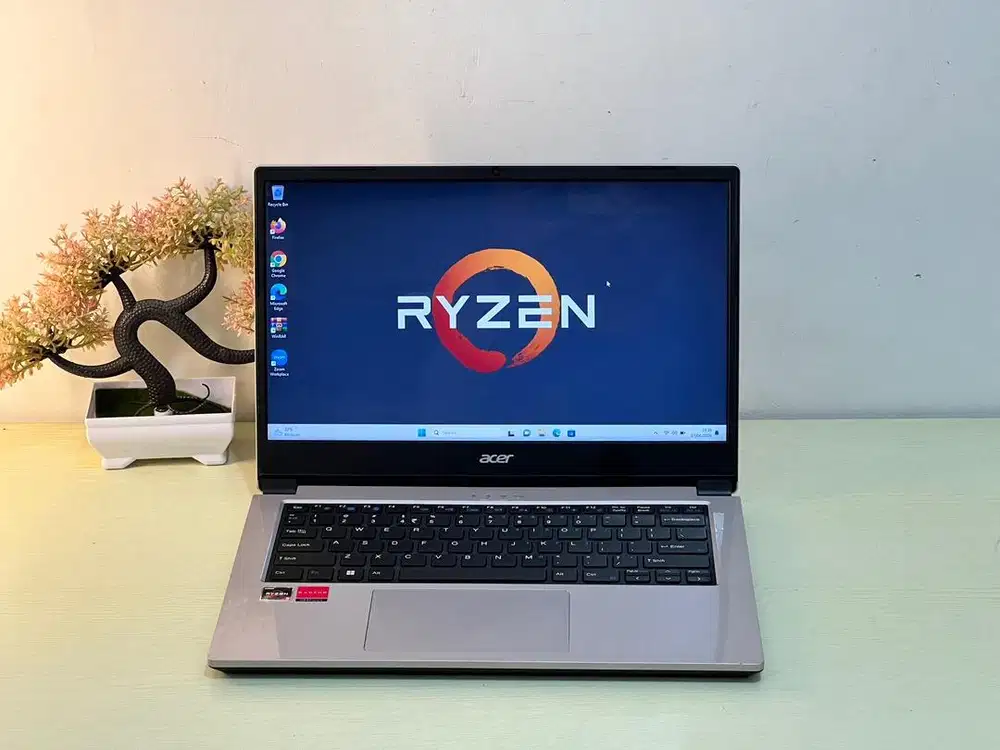 Acer One 14 Ryzen 5-3500U RAM 8 SSD 512 GB 14 Inch Siap Pakai