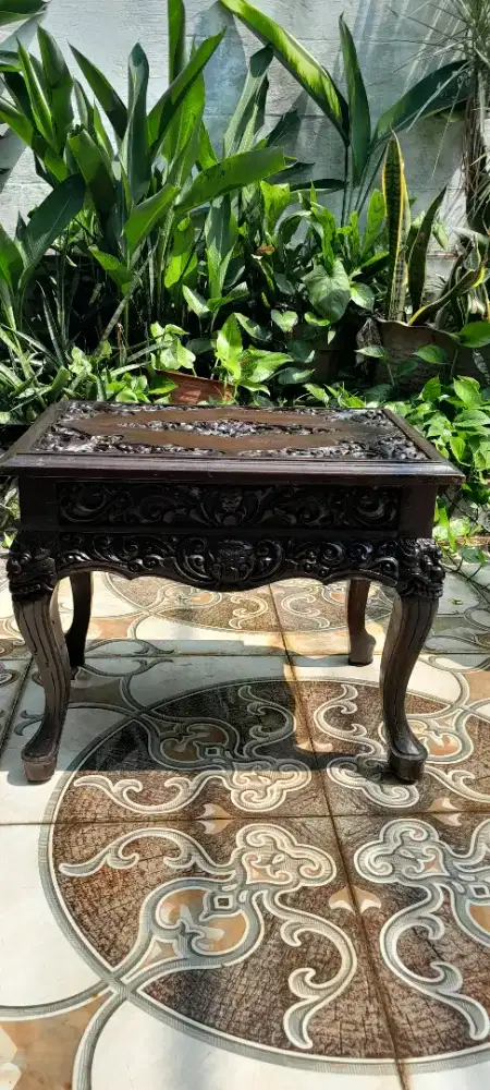 Meja ukir jati tua