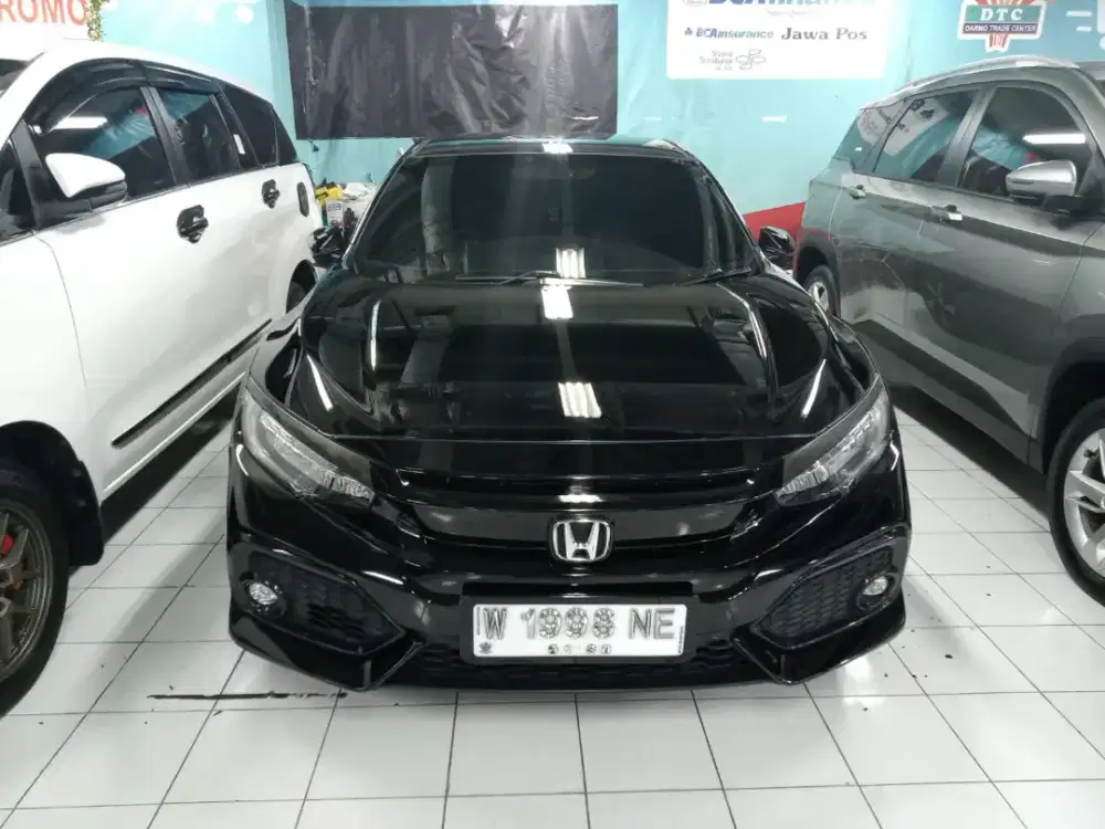 HONDA CIVIC E HATCHBACK AT 2019 HITAM MUTIARA