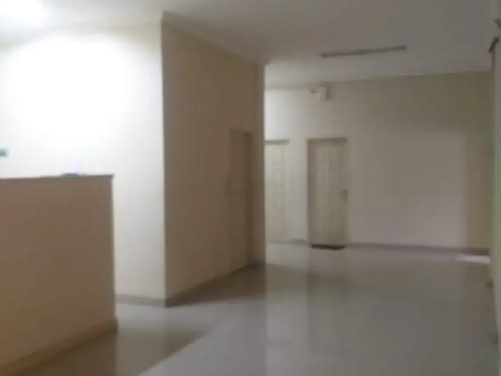 Rumah Luas Ex Kantor di RM Harsono Ragunan – LT 1.098 m², 2 Bangunan, Cocok untuk Kantor, Klinik & Investasi Premium