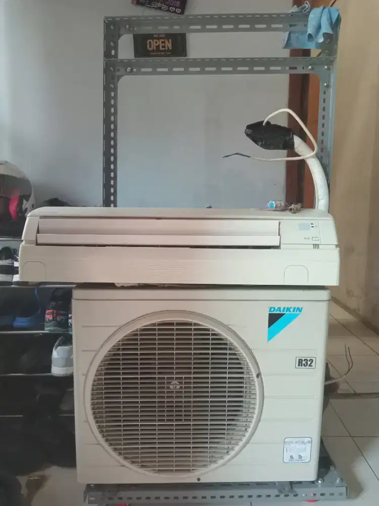Ac daikin thailand deluxe 1.pk