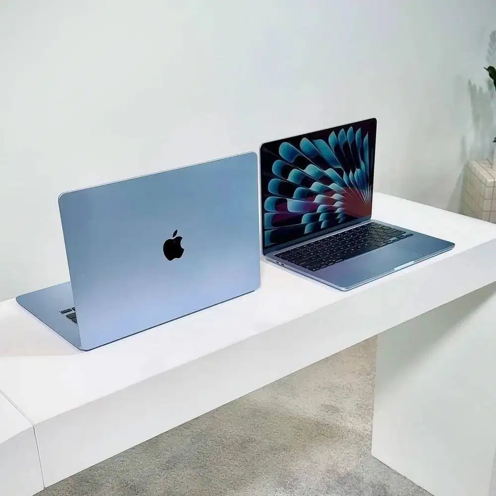 Apple Macbook Air M4 Ram 16GB penyimpanan 256GB