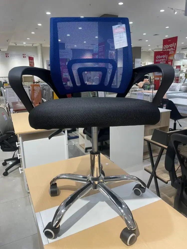 Kursi Kerja Sandaran Rendah