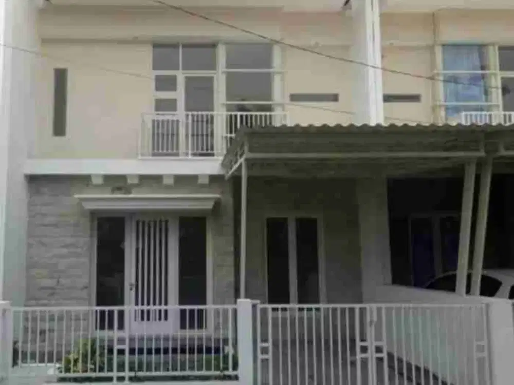 dijual rumah di greenlake wonorejo surabaya timur