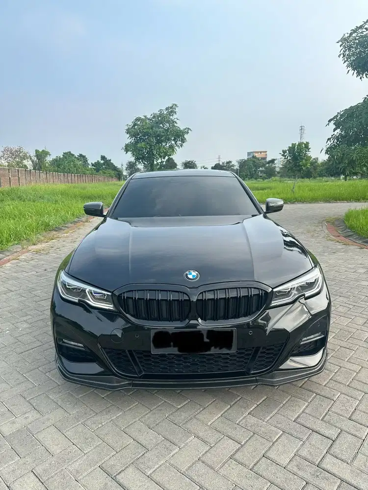 BMW 330i 2021 pmk 2022 Bonus Modif 150 jt !! KM Sangat Rendah 30rb