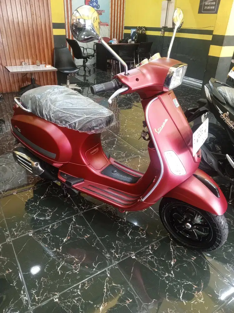 VESPA 125 S 2019. CASH ONLY FULL ORIAN. SURAT2 LENGKAP. NEGO BISA COD.