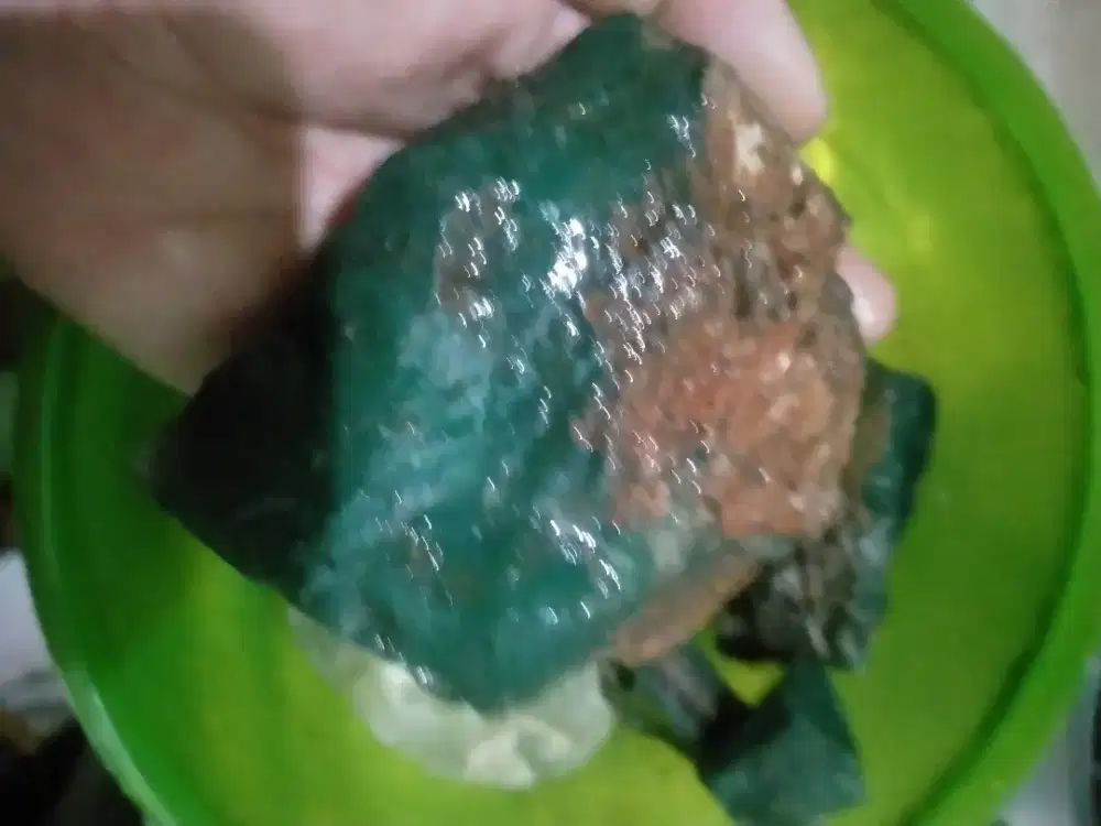 Bahan batu cincin ijo botol