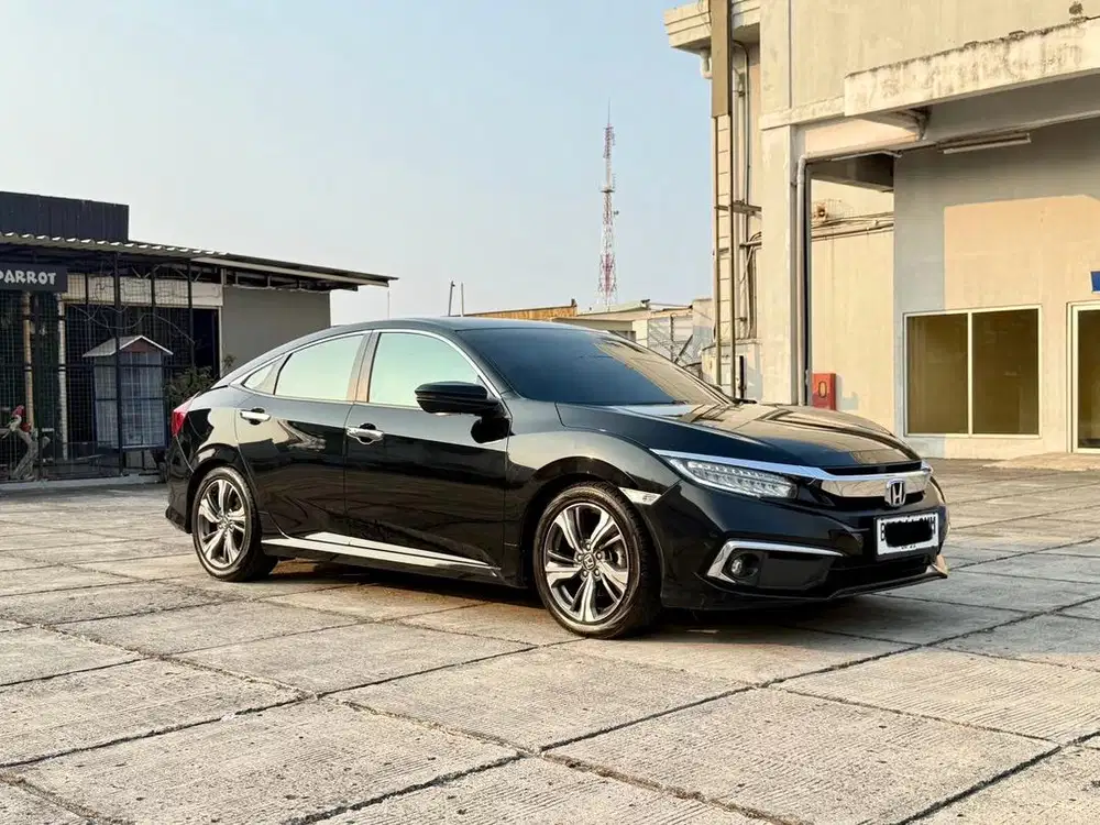 Honda Civic Turbo ES Sedan 2020 KM 114RB