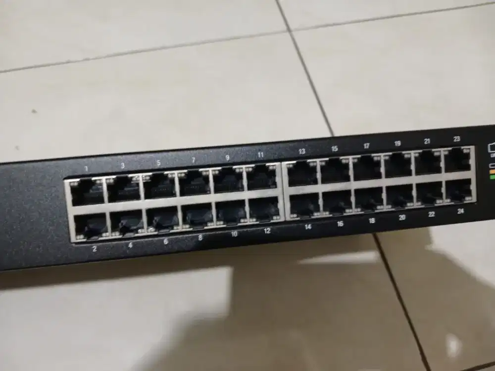 switch hub  24 port manage support vlan