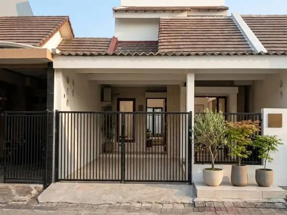 RUMAH PANTAI MENTARI Hadap selatan