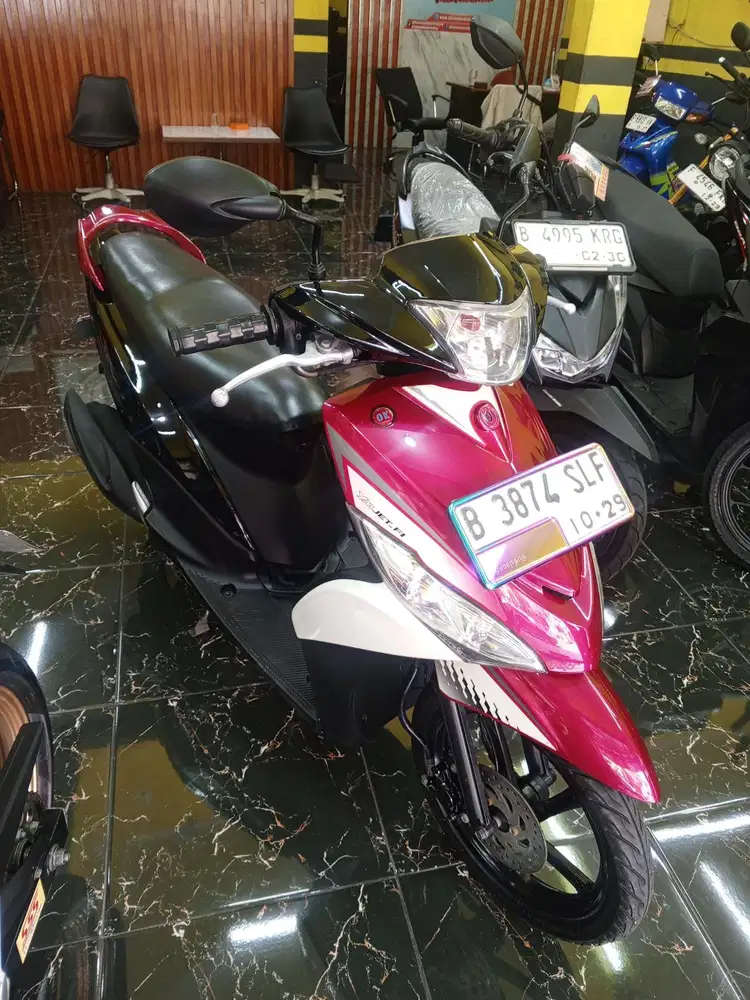MIO J 2013. CASH ONLY. PAJAK HIDUP 10/26. BISA COD. HARGA NEGO.