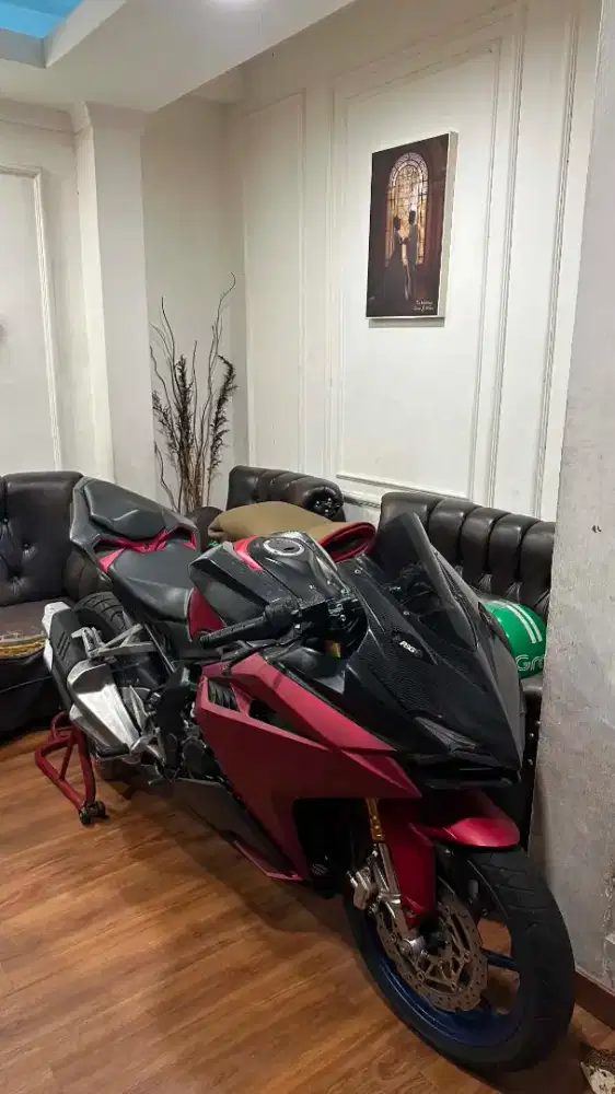 CBR 250RR 2020 LOW KM