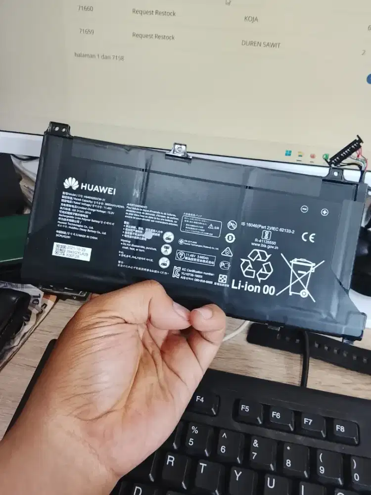 Baterai Laptop Huawei Mate D14 Intel core i3