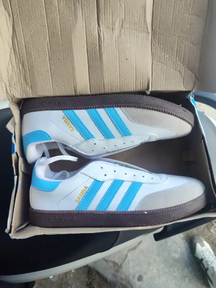 ADIDAS SAMBA PUTIH BIRU