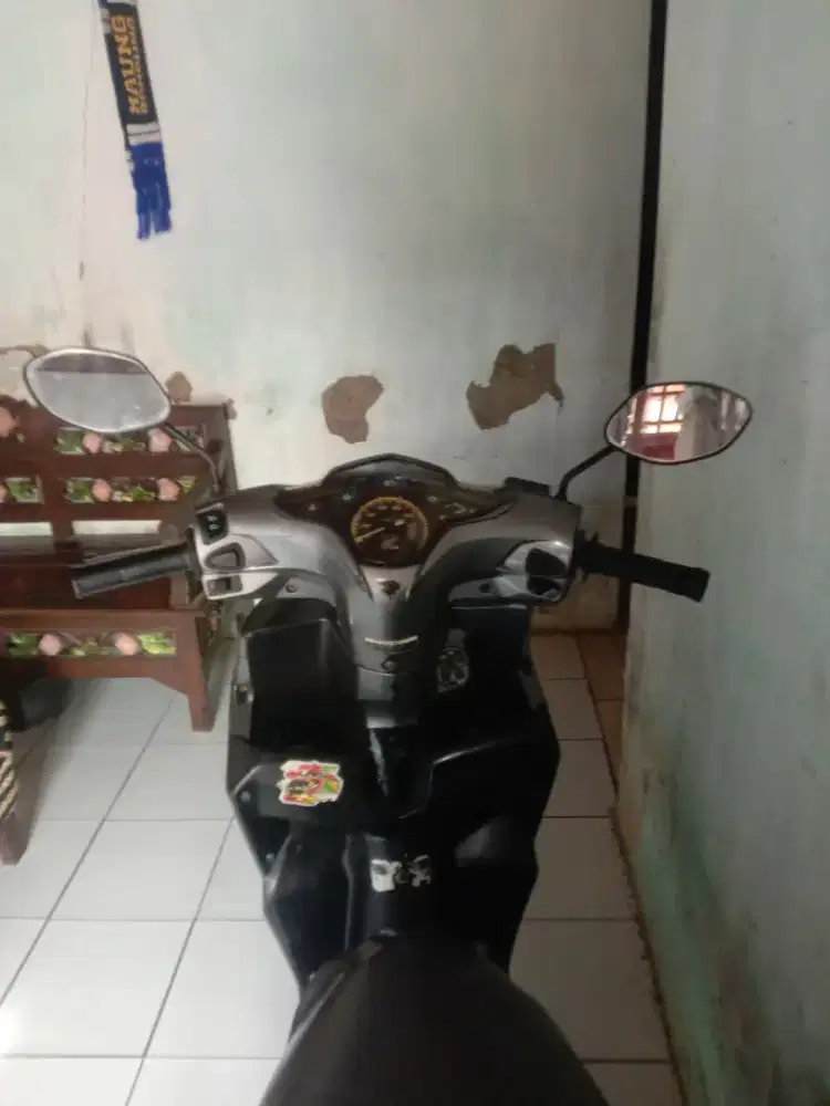 vario karbu 125 cc tahun 2011