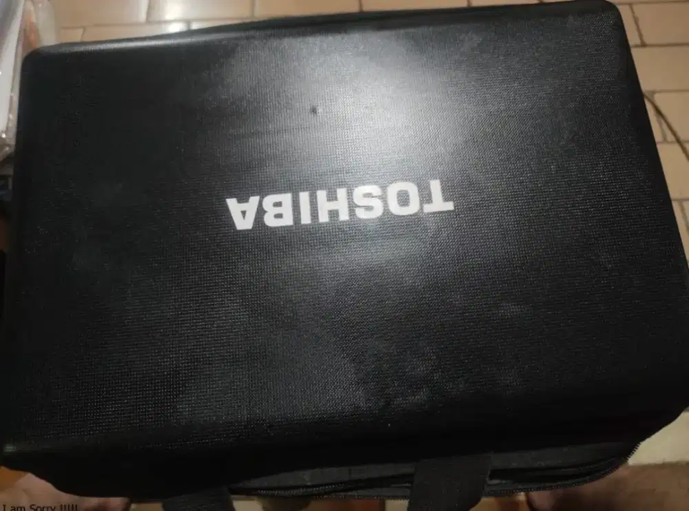 LAPTOP TOSHIBA LENGKAP