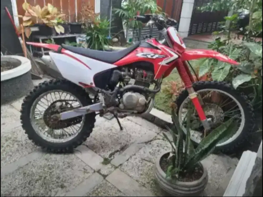 Honda Crf 230 bil up