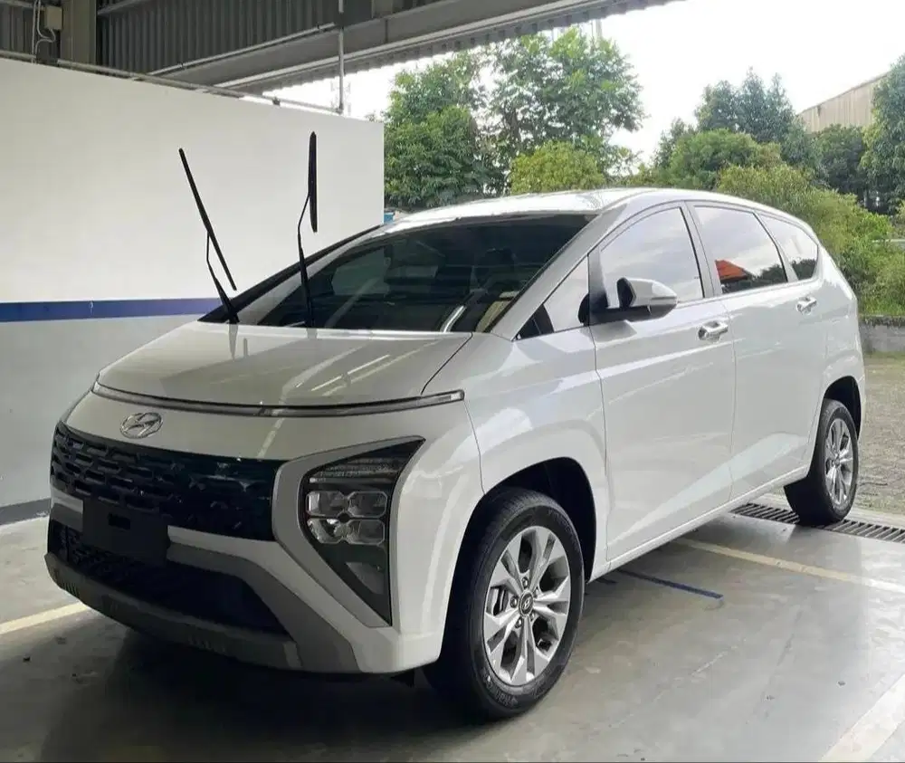 Hyundai Stargazer Essential IVT