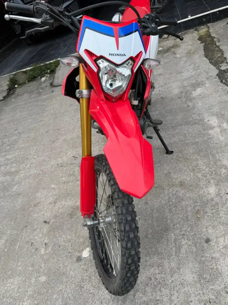 Honda CRF 2023 Merah