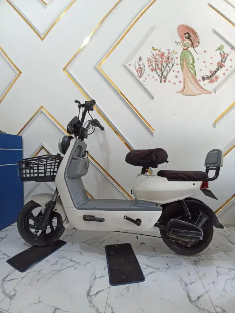sepeda listrik Uwinfly d7d tanpa batre