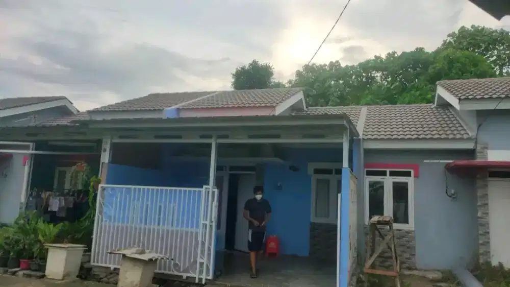 Kanopi baja ringan