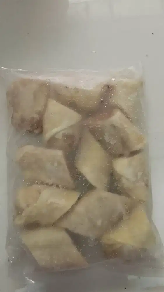 Frozen food eggroll