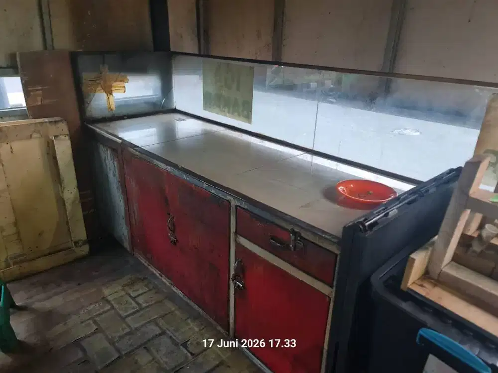 Etalase meja murah