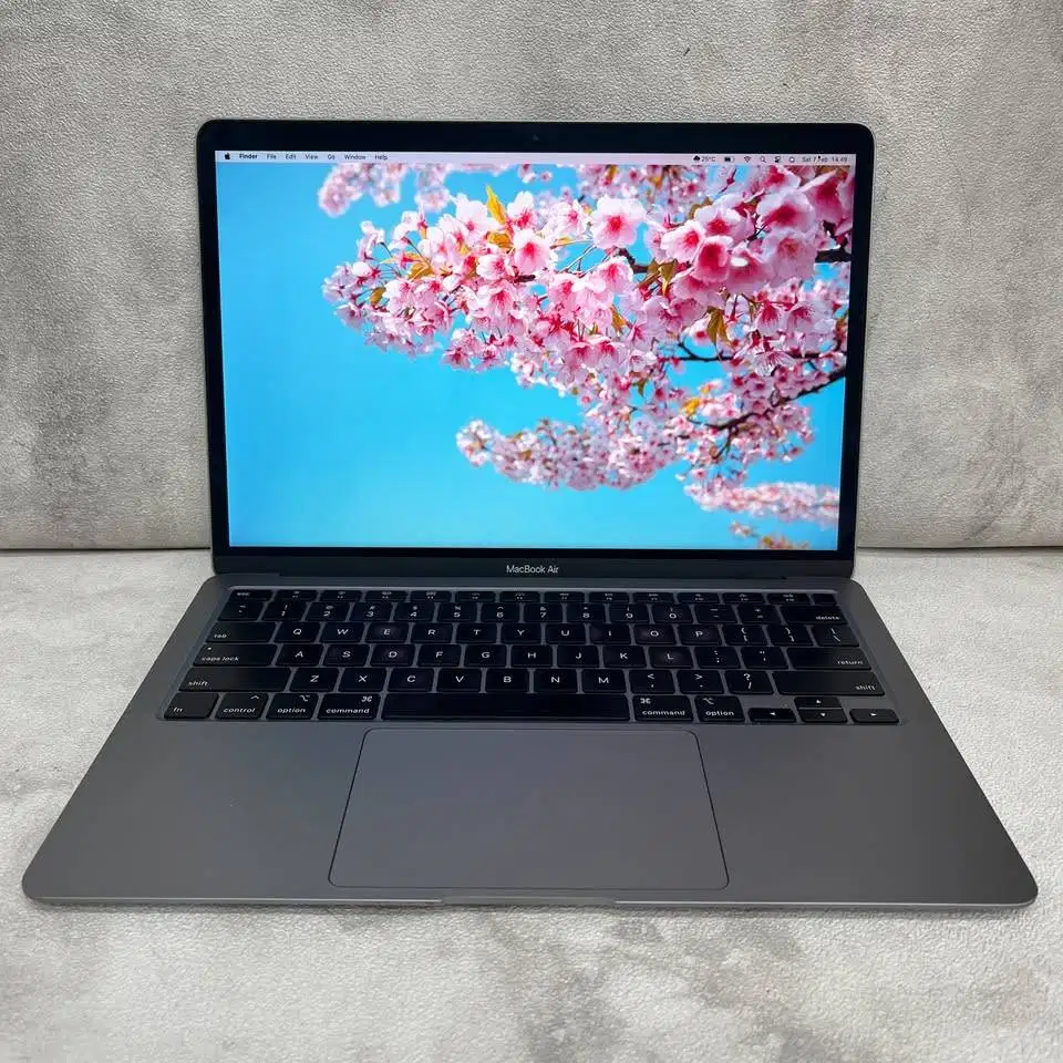 SALE MacBook Air 13 inch core i3 2020 RAM 8/128GB