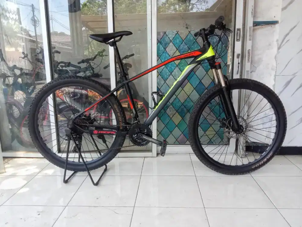 Sepeda gunung MTB Pacific broshway like new