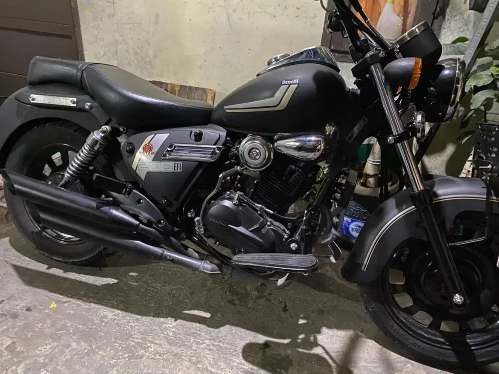Benelli motobi 200 efi