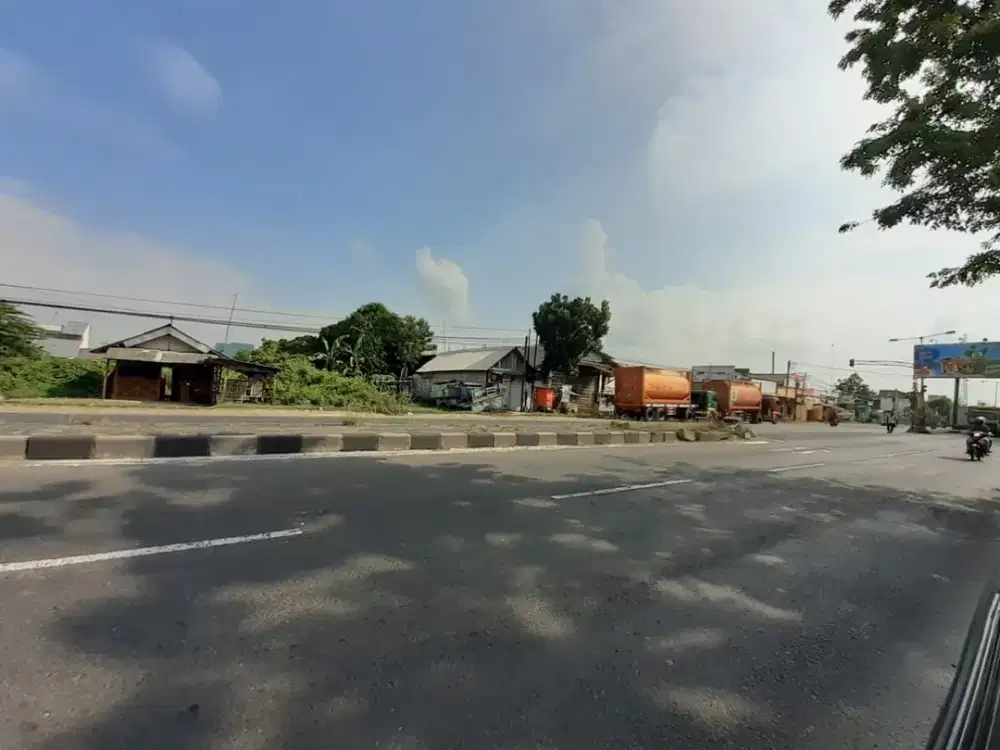 Tanah noll jalan raya Babat, Lamongan, dekat pasar, cocok untuk usaha