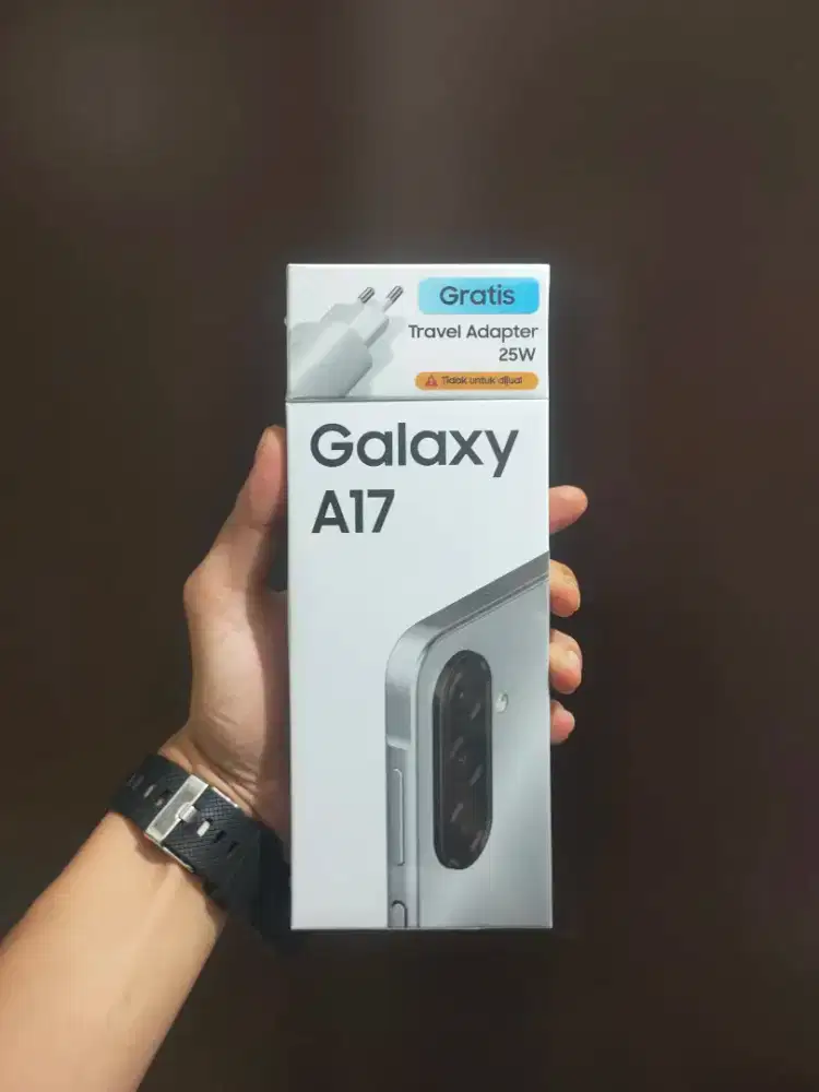 Smartphone Samsung New Galaxy A17 LTE 8+8/128