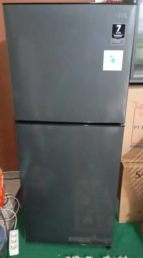 Kulkas AQUA AQR D251