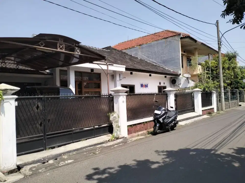Rumah Ex kantor di Kembar Dekat Sriwijaya Srimahi sayap Bkr Bandung