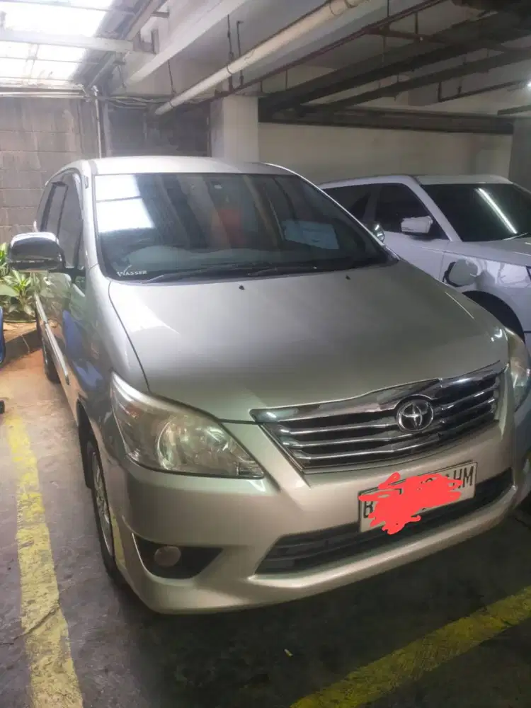 Toyota Innova Matic Bensin 2012 Silver