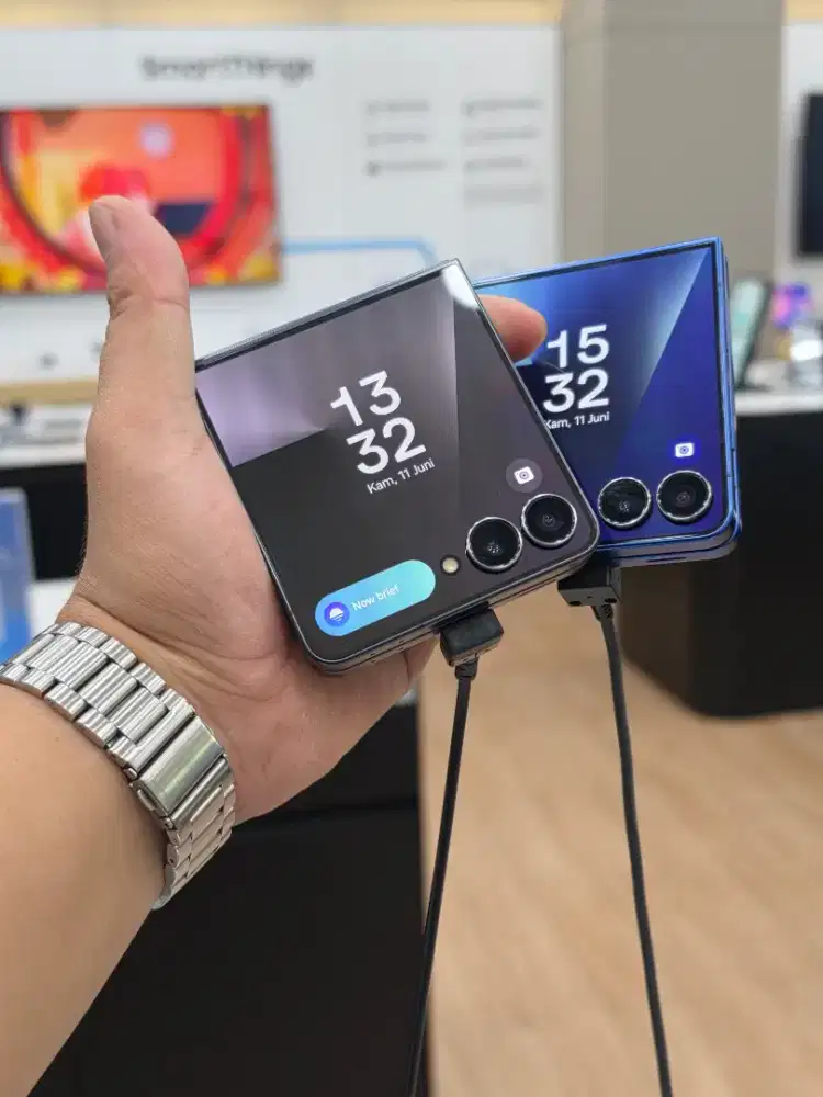 SAMSUNG Galaxy Flip 7 5G