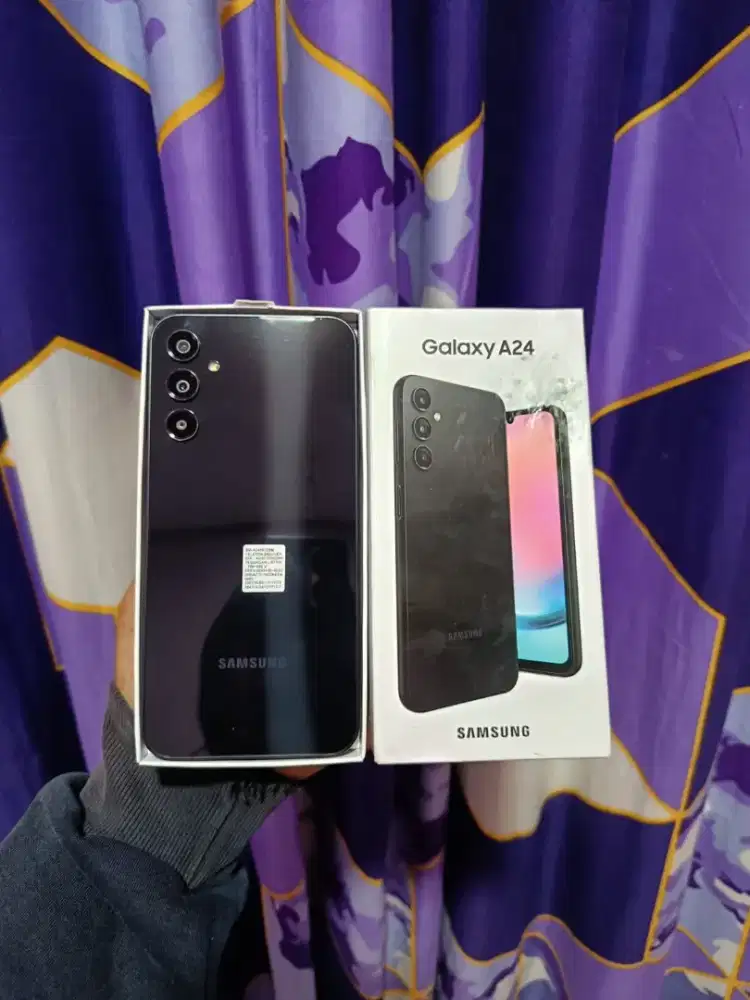 Samsung A24 8/128gb