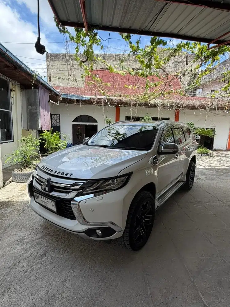 PAJERO DAKAR 2.4 DIESEL 2017 AUTOMATIC