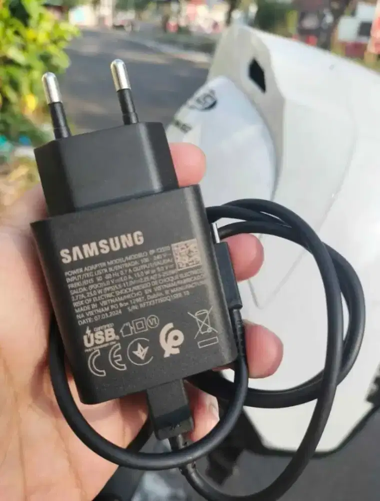 CHARGER ORI SAMSUNG 45W BEKAS S22ULTRA