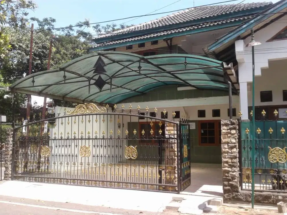 Disewakan rumah kontrakan, lokasi strategis dekat Stasiun Cimekar