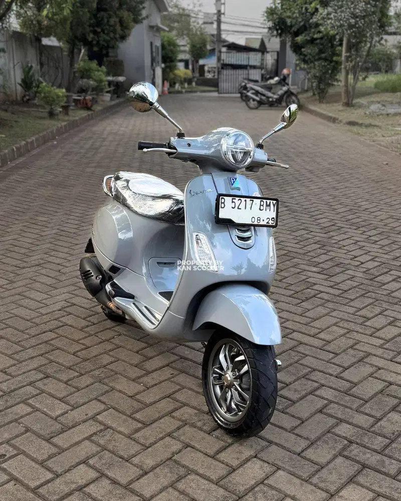 JUAL MIURAH VESPA LX 125 iGET FACELIFT 2024 MULUS