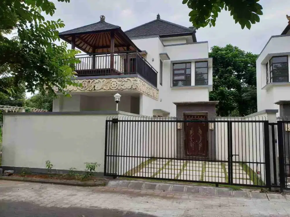 Rumah Villa Bagus FULL FURNISHED Dekat Pantai dan Tol di Nusa Dua Bali