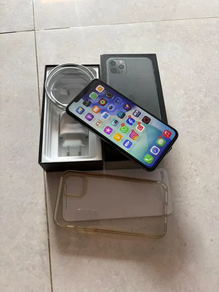 Iphone 11 pro max 256gb midnight green