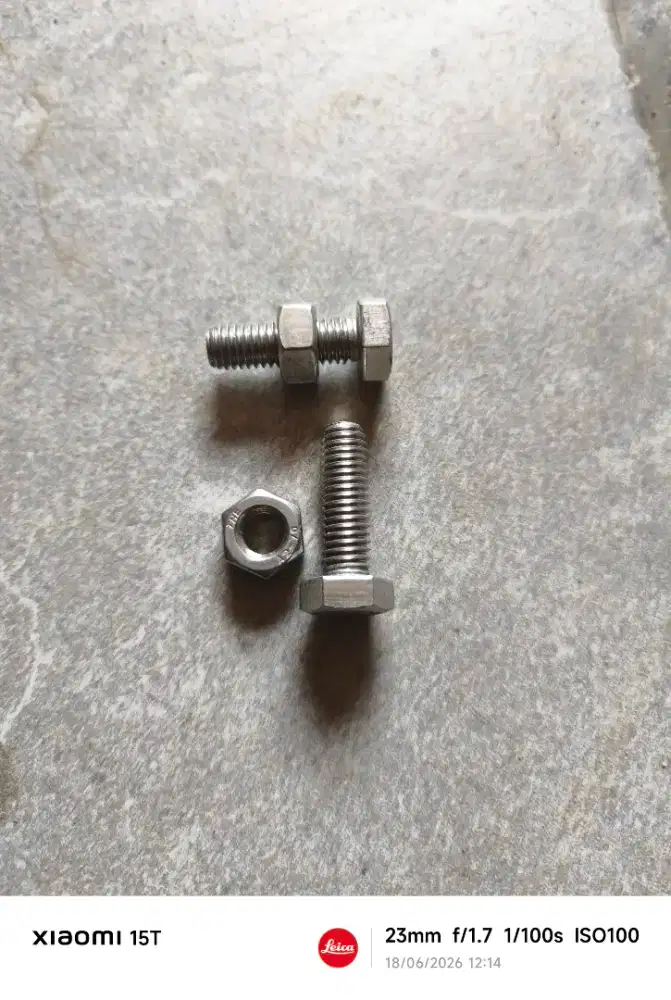 BAUT MUR STAINLESS M8 KUNCI 13 PANJANG 2,5 CM