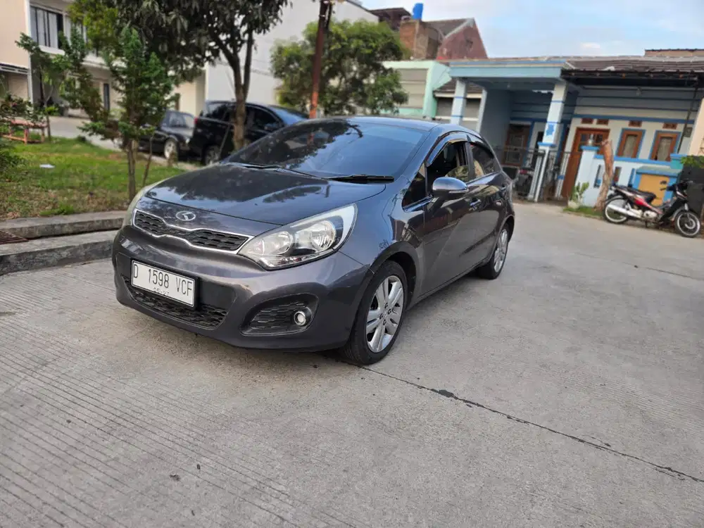 Kia Rio 2012 Bensin